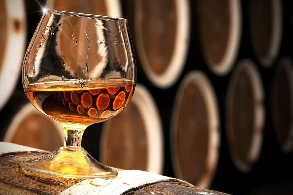 Brandy E Rum Sono La Stessa Cosa