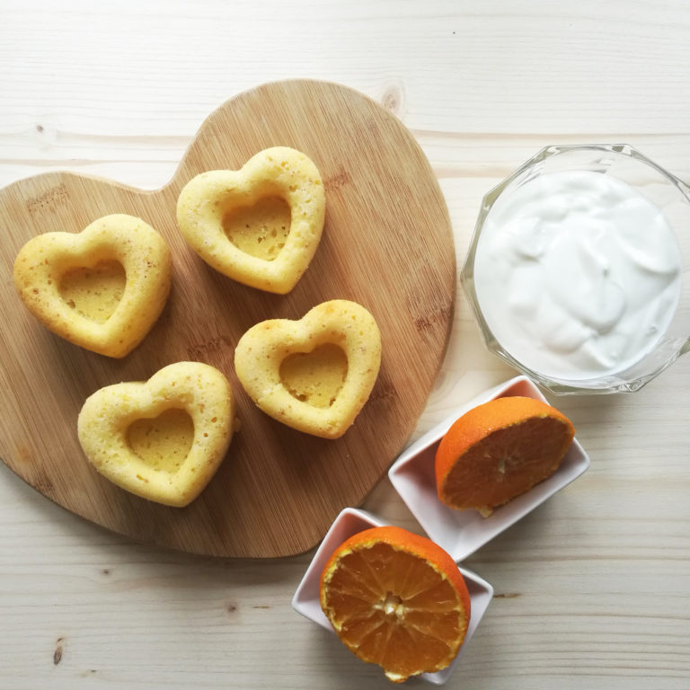Tortine allo yogurt e succo d’arancia