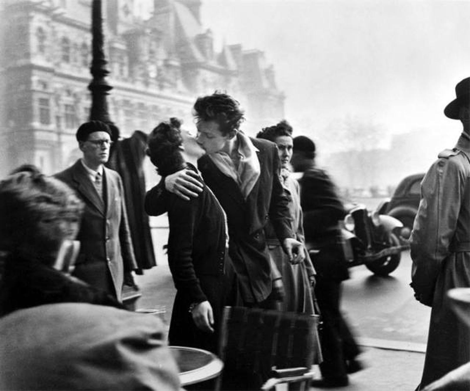 Il bacio del ponte di Parigi